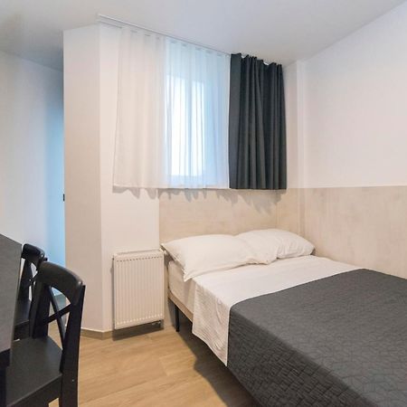 Evita Mini Zagreb Luaran gambar