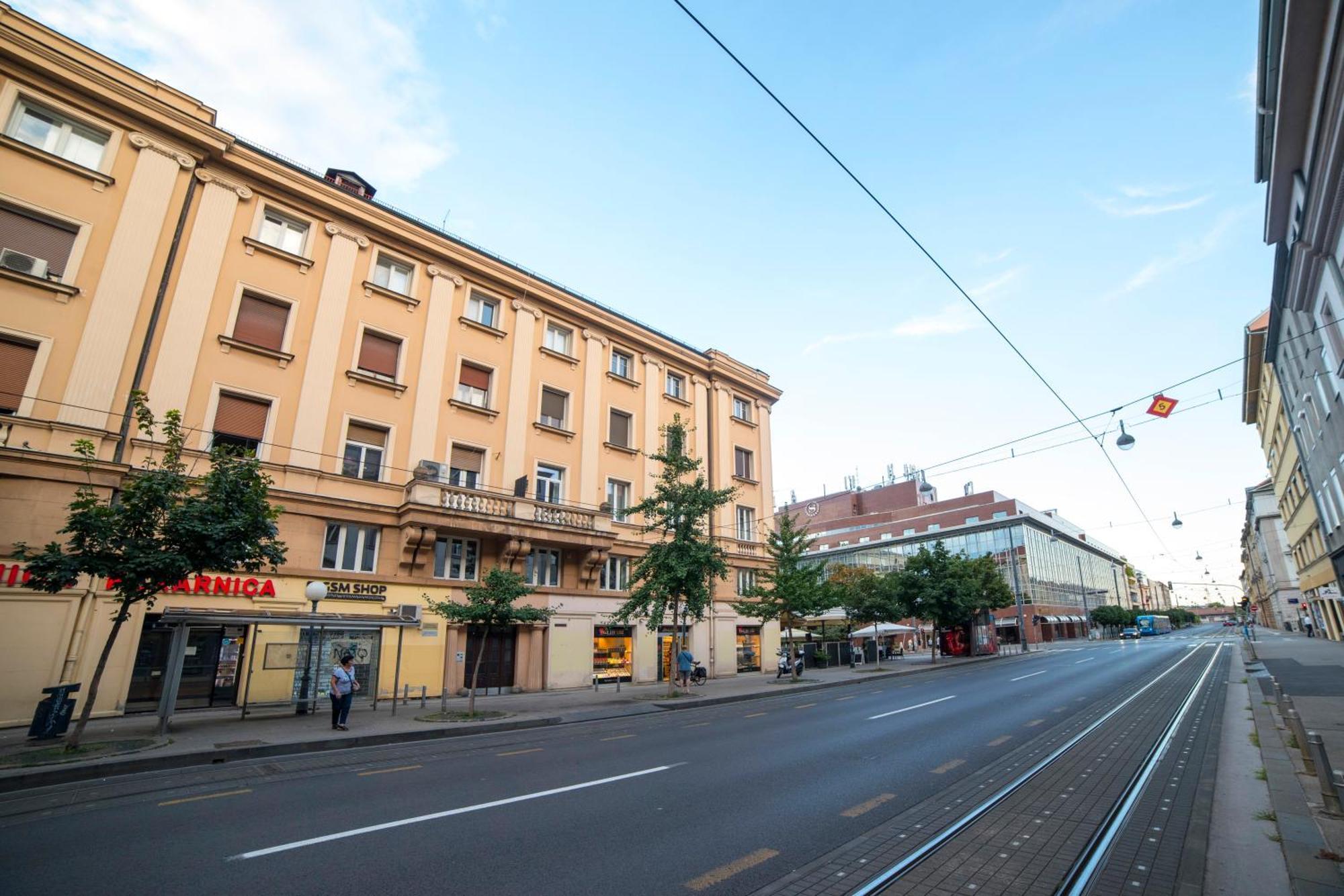 Evita Mini Zagreb Luaran gambar