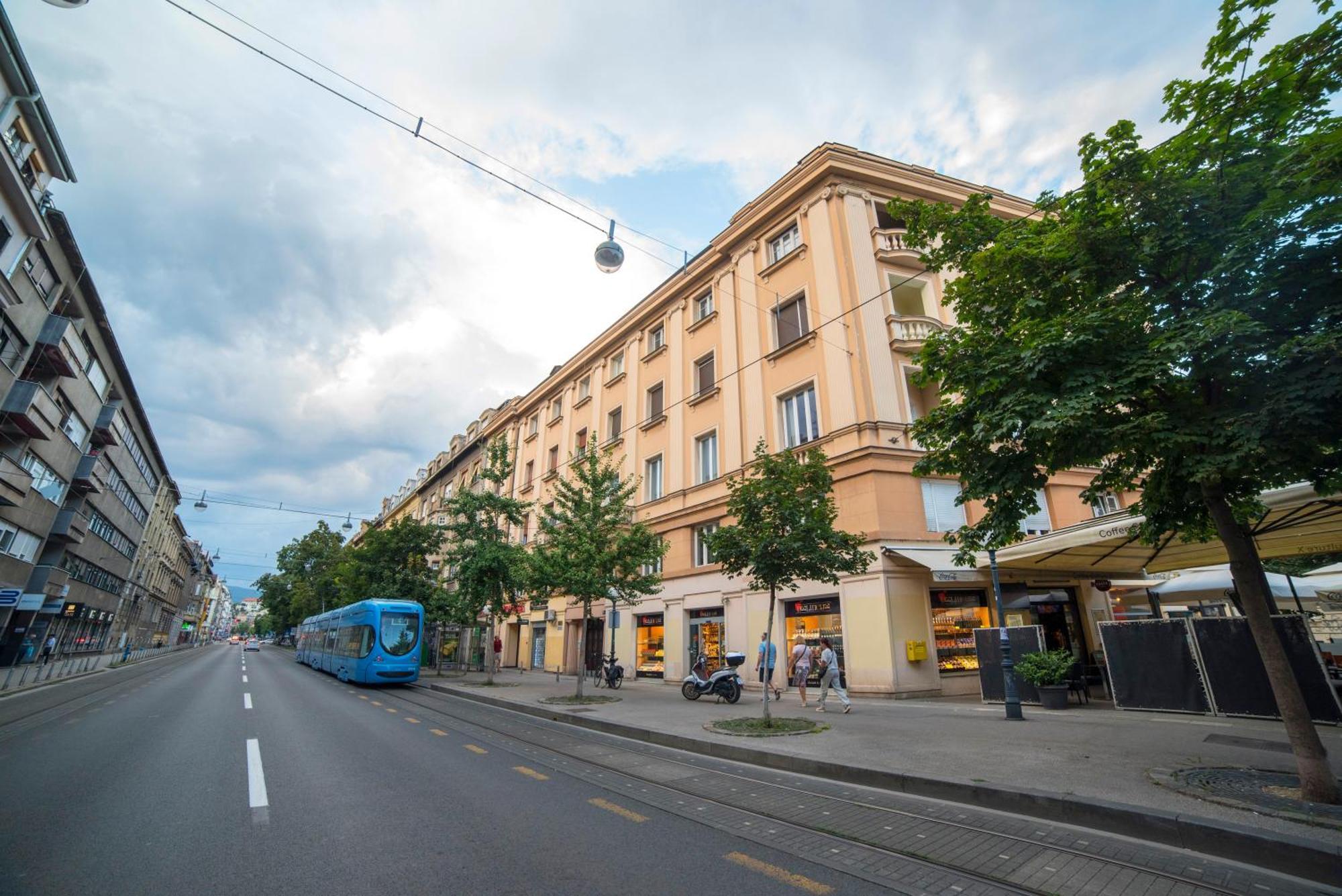 Evita Mini Zagreb Luaran gambar